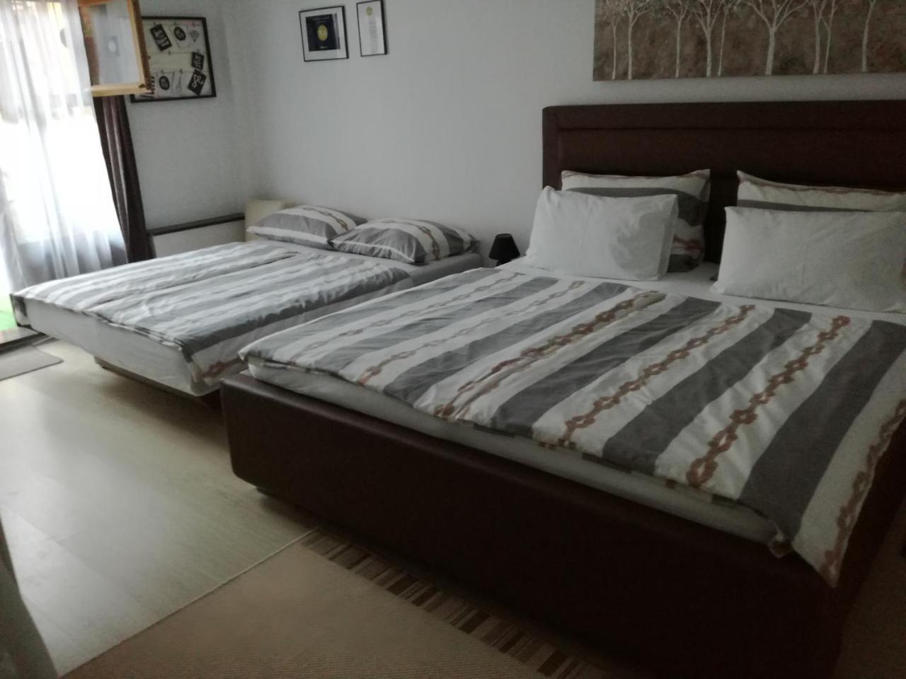 Guesthouse Coco Slavonski Brod Exterior foto
