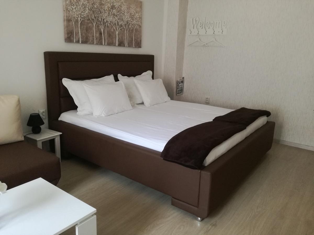 Guesthouse Coco Slavonski Brod Exterior foto